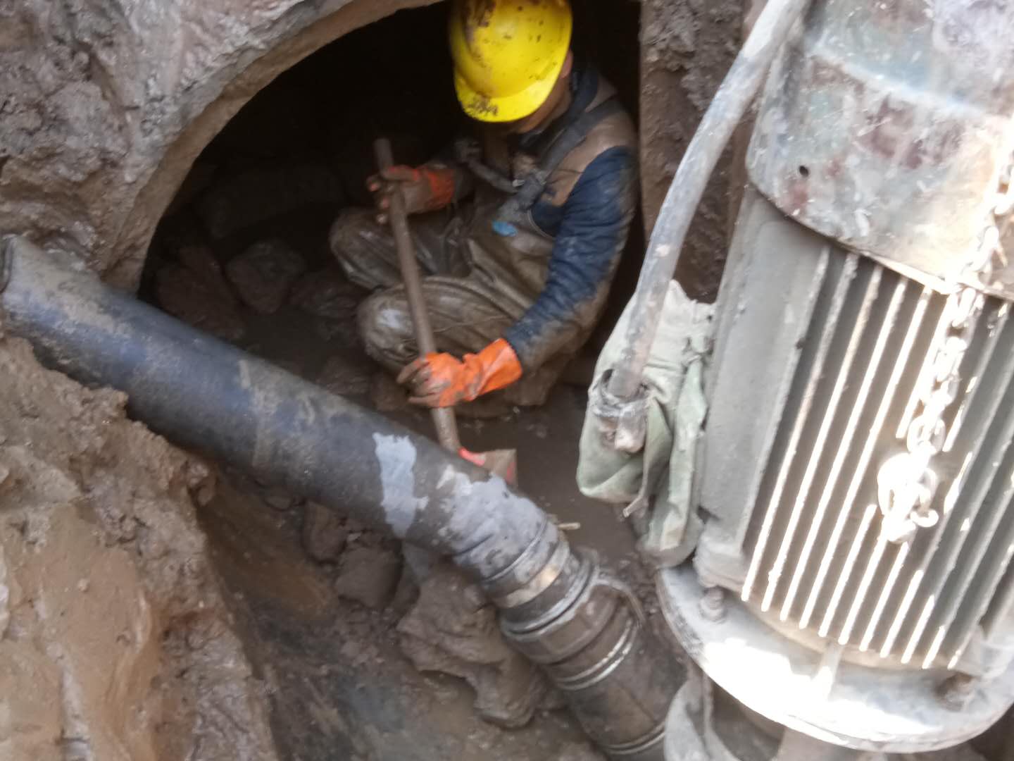 阿巴嘎管道清淤